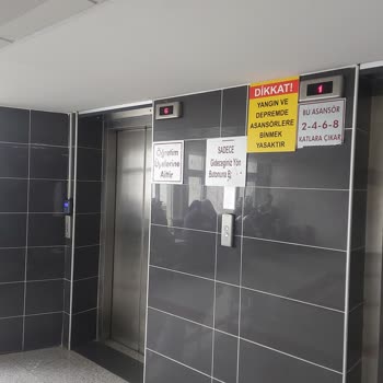 Atatürk Üniversitesi Araştırma Hastanesi Asansör Uygulamasının Yanlışlığı!