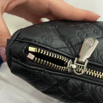 Vakko Çantada Renk Atması