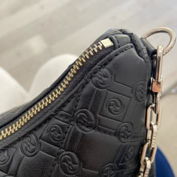 Vakko Çantada Renk Atması