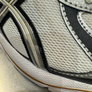 Zorlu AVM Asics Mağazası Şikayet