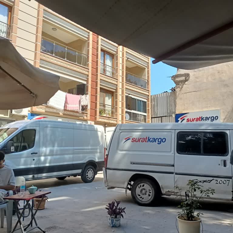 Sürat Kargo Menemen Şubesi Çalışanların Terbiyesizliği