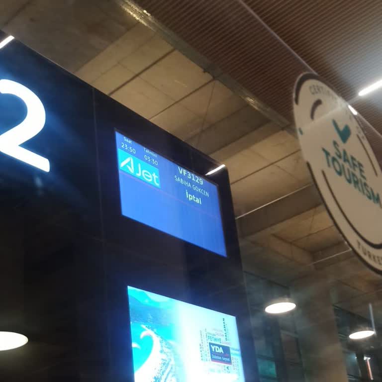 Ajet 5 Kez Rötar Sonrası Uçuş İptali