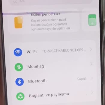 Realme 11 Ekran Üzerinde Çizgiler Oluşuyor