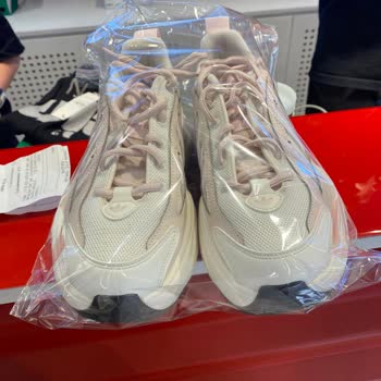 SuperStep Maltepe Piazza Adidas Markalı Ayakkabımın Kalıbındaki Sorun