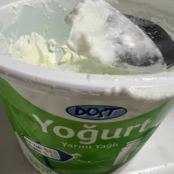 BİM Dost Yoğurtta Cam