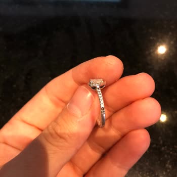 Pandora Mücevher Pandora'dan Aldığım Yüzükle Mağdur Oldum