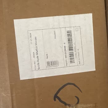 Çetmen Mağazası Masamı Ayaksız Gönderdi. Bir Haftadır Bekliyorum