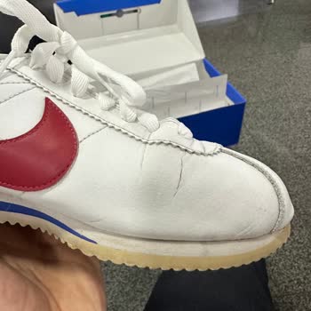 Online Lostra Kotu İsçilik Ve Kotu Müşteri Memnuniyeti