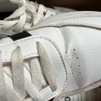 FLO Ayakkabı FLO'dan Alınan Ayakkabıda Hemen Kırılma Olması Ve Sahip Çıkılmaması