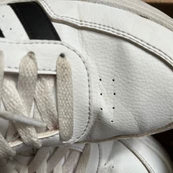 FLO Ayakkabı FLO'dan Alınan Ayakkabıda Hemen Kırılma Olması Ve Sahip Çıkılmaması