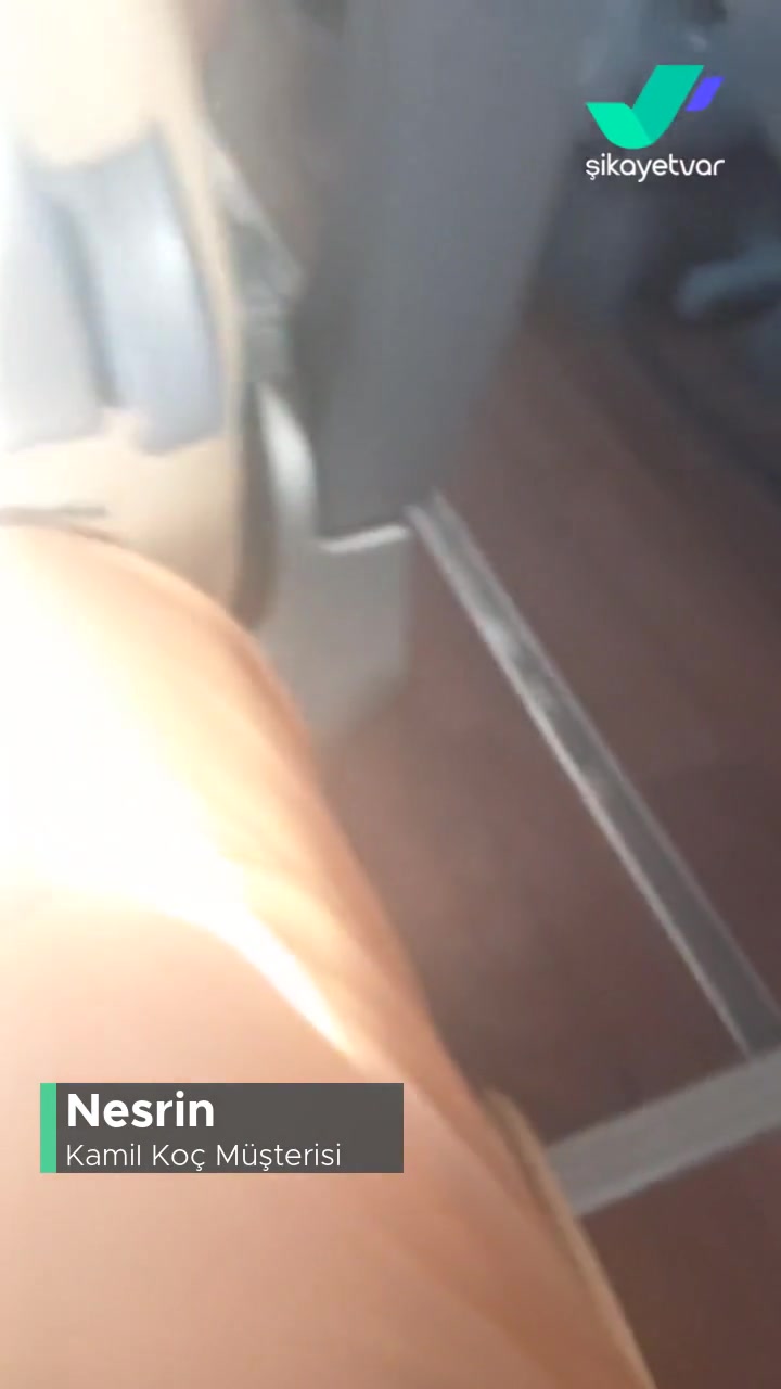 Kamil Koç Araba Dökülüyor! videonun kapak resmi