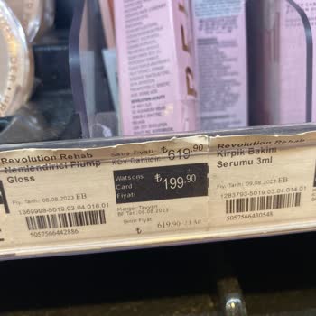 Watsons Ürünlerinin Etiket Ve Kasa Fiyatlarının Farklı Olması