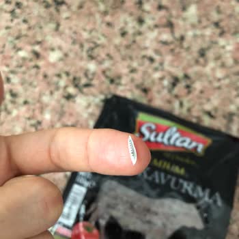 Sultan Et Ve Gıda Kavurmanın İçinden Bilinmeyen Sivri Cisim Çıktı!