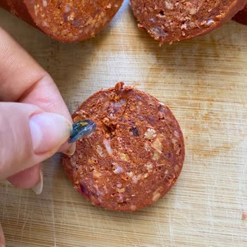 Maret Dana Kangal Sucuktan Plastik Parçası Çıktı