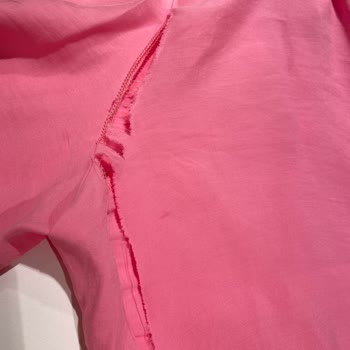 Boyner Barbie Marka Pantolonum Giydiğim Gün Üzerimde Kumaşından Yırtıldı