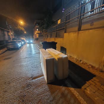 Has Nakliyat Kastamonu Has Nakliyat'ın Sorumsuzluğu: Eşyalarımızı Çöpün Yanına Bıraktılar!