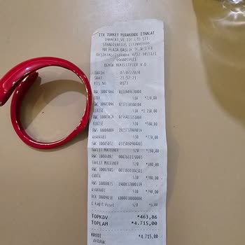 İstinyepark Stradivarius Defolu Bilekliği Geri Almadı.