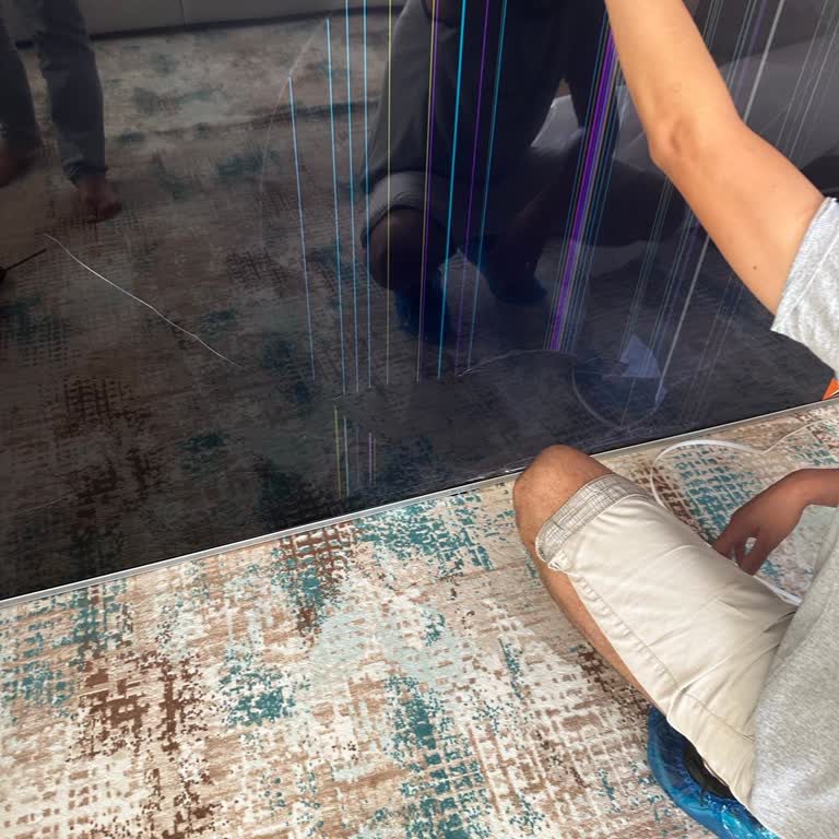 Grundig Marka TV Kırık Çıkması 20 Gündür Bilgi Ve TV Ulaşamamak