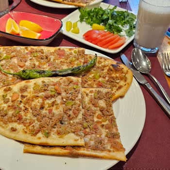 Konya Mutfağı Mevlana Konya Restoranında Yaşanan Talihsiz Olay