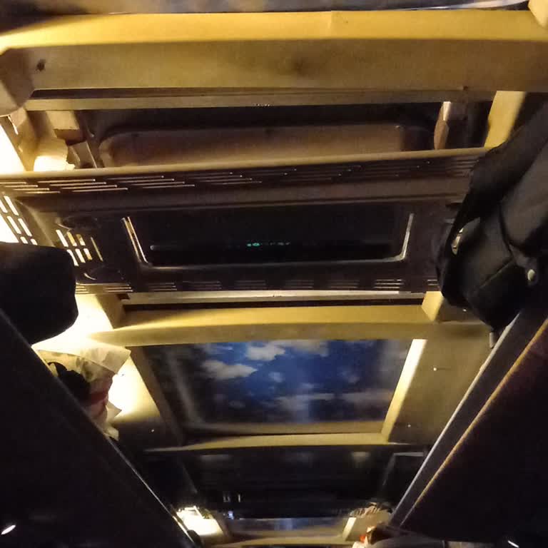 Metro Turizm 653434 Sefer Sayılı Metro Aracı. İstanbul'dan Erzincan Erzurum Ağrı