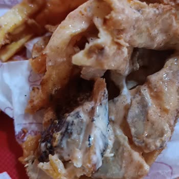 Katık Döner Yanık Et Ve Kaba Hizmet: Şirinevler Şubesi Deneyimi