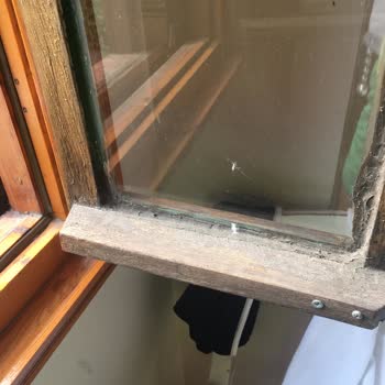Burgazada Öğretmenevi Hizmet Vermiyor. İşletmesi Çok Kötü