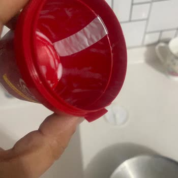 Algida Dondurmanın İçinden Beyaz Şeffaf Sabit Poşet Parçası Çıktı