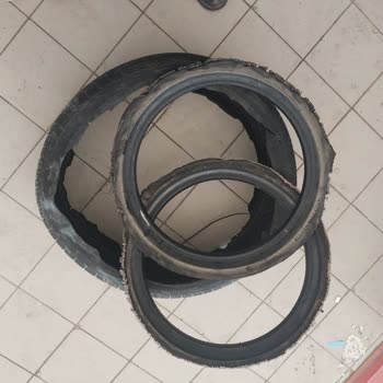 Lassa Sıfır Lastik Aldım 1 Ayda Gümledi