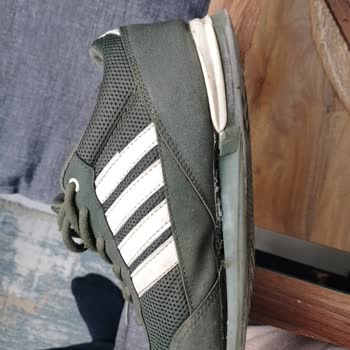 Liger Ayakkabı Erkek Spor Yürüyüş Ayakkabısı Topuk Kısmında Yırtıldı!