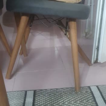 Vivense Kırık Masa Takımı İçin Aylardır Bir İşlem Yapmadı