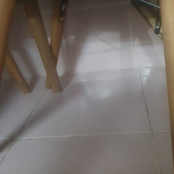 Vivense Kırık Masa Takımı İçin Aylardır Bir İşlem Yapmadı
