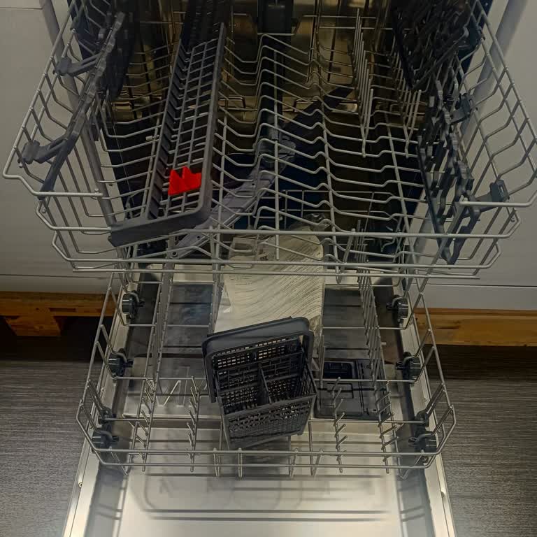 Hoover 3E53LOW-17 Model Bulaşık Makinesi