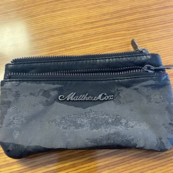 Matthew Cox Çanta M****** C** Cüzdan Deri Yüzeyi Dökülüyor