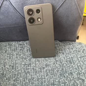 Xiaomi Telefon Kendi Kendine Uygulama İndiriyor