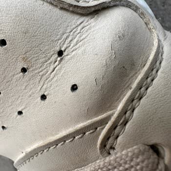 Skechers 1 Aylık Ayakkabı İçin İncelemeden 2 Defa Olumsuz Dönüş Alınması.