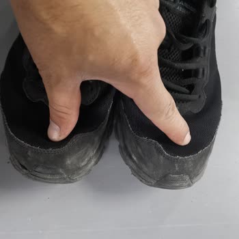 Under Armour Ayakkabıda Kalite Sorunu Ve Müşteri Hizmetleri Hayal Kırıklığı