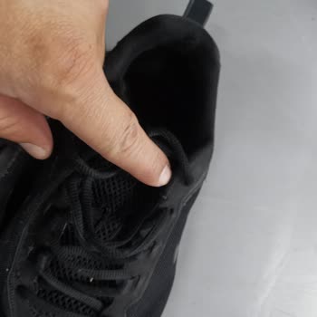 Under Armour Ayakkabıda Kalite Sorunu Ve Müşteri Hizmetleri Hayal Kırıklığı