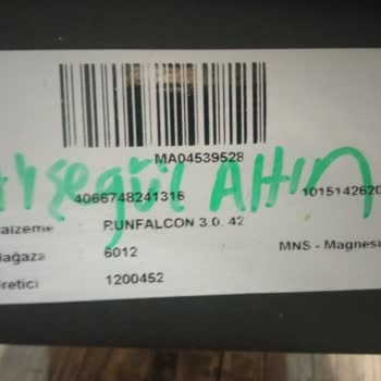 In Street Manisa Magnesia AVM Den Aldığım Adidas Marka Ayakkabı
