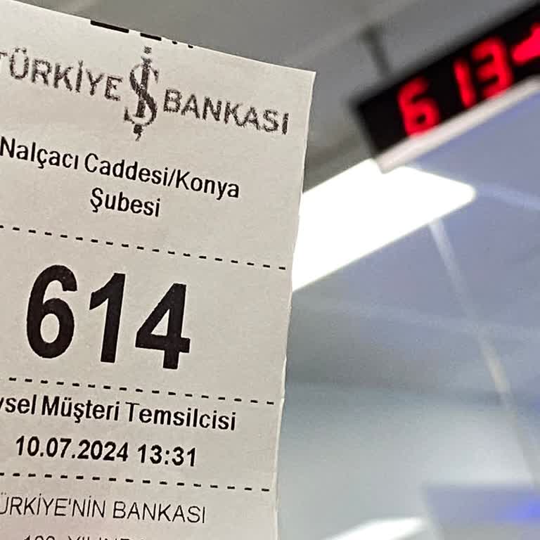 İş Bankası Konya Nalçacı Şubesi Gelmeyen Sıra Vermişler