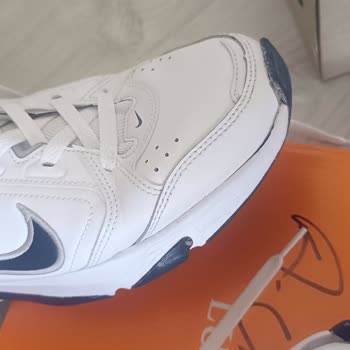 FLO Ayakkabı Mağazasının Sattığı Ürünün Arkasında Durmaması