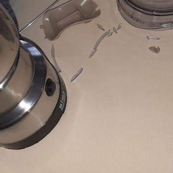 Fest Danışmanlık ve Depolama Kırık Ürünler Ve İletişim Eksikliği