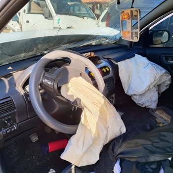 Ak Servis Acil Bir Şekilde Yetkililerden Dönüş Sağlanmasını Bekliyorum