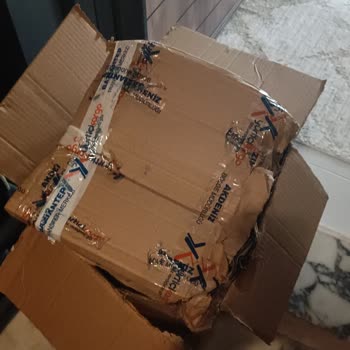 Yurtiçi Kargo Paketinin Parçalanmış, Eksik Ve Zamansız Teslimatı