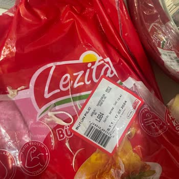 Lezita Tüylü Tavuk Sorunu