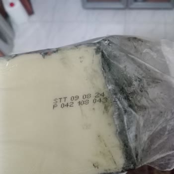 Ülker İçim Kaşar Peyniri Küflendi