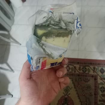 Ülker İçim Kaşar Peyniri Küflendi