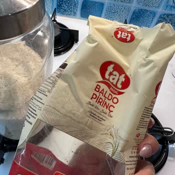 Tat Baldo Pirinç Böcekli Çıktı!