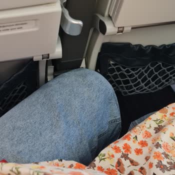 AJet (Anadolu Jet) Premium Bilet Alıp Dar Koltukta Seyahat Etmek