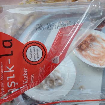 Kaşık-la Mantı Mantıda Kıyma Yerine İp Çıktı