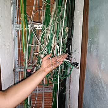 Turkcell Superonline Kullanmak Zorunda Kalmamız İçin Kablo Kesmiş